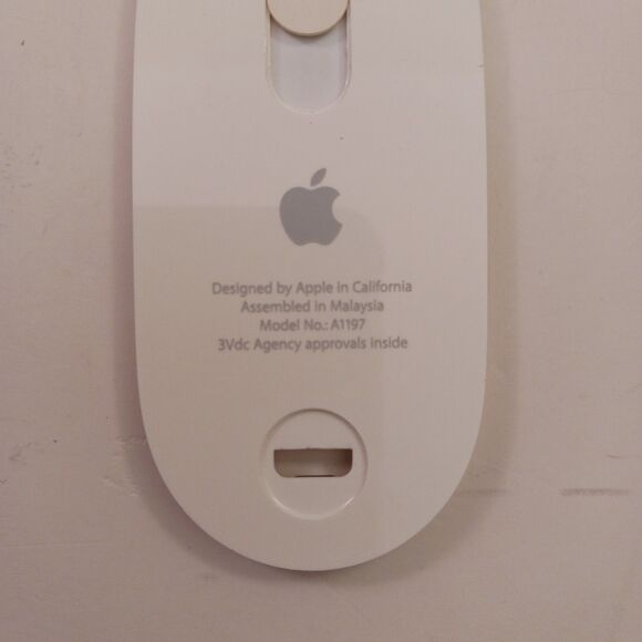 Apple Magic Mouse White Bluetooth Wireless A1197 - Picture 5 of 8